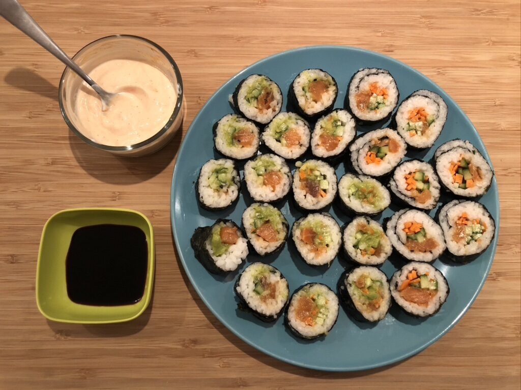 Yogourt, Cooking Staple, Sushi with Sriracha Yogourt Dip